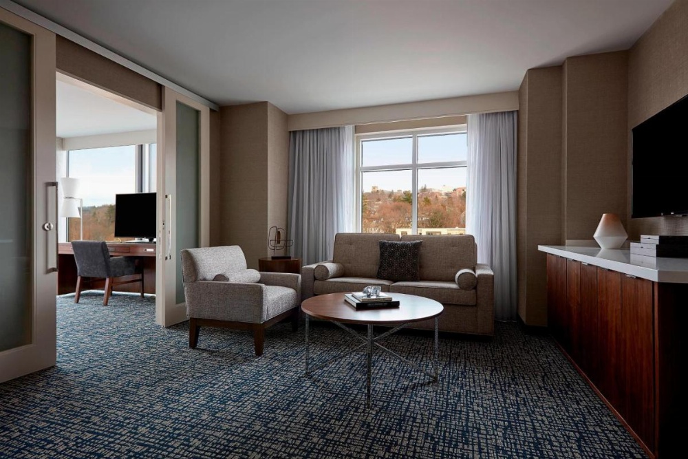Room image 3